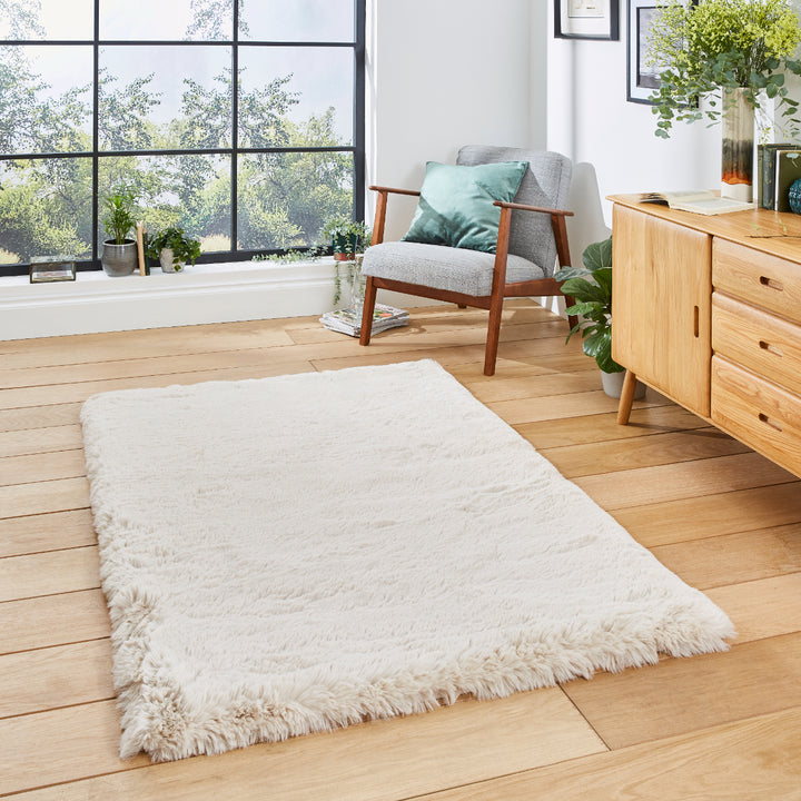 Super Teddy Hand Tufted Shaggy Rug