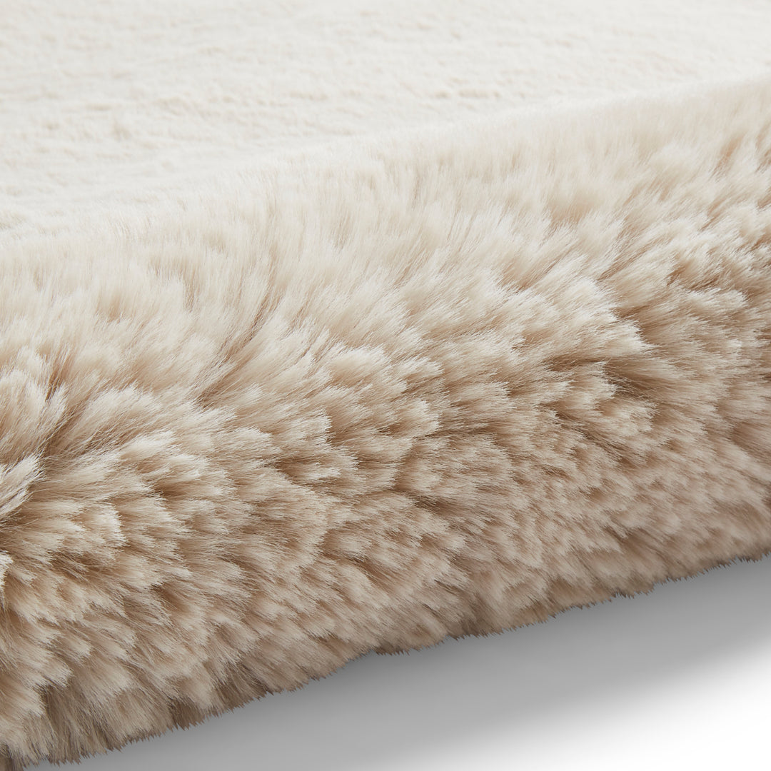 Super Teddy Hand Tufted Shaggy Rug