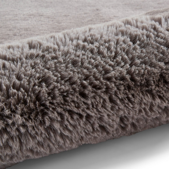 Super Teddy Hand Tufted Shaggy Rug