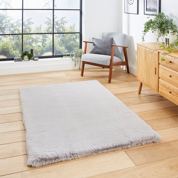 Super Teddy Hand Tufted Shaggy Rug