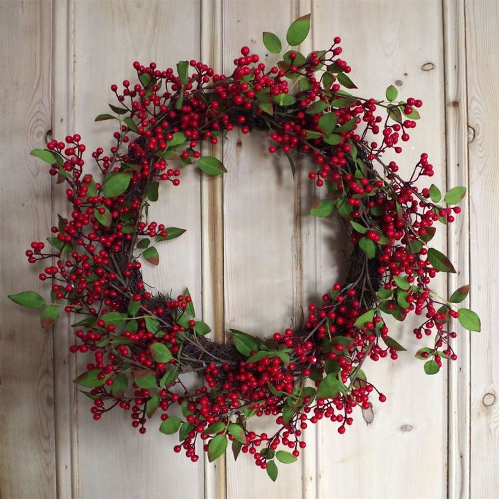 S0671382062 - 60cm (24 inches) Large Luxury Christmas Natural Look Red Berry Floristry Wreath - Coa Living