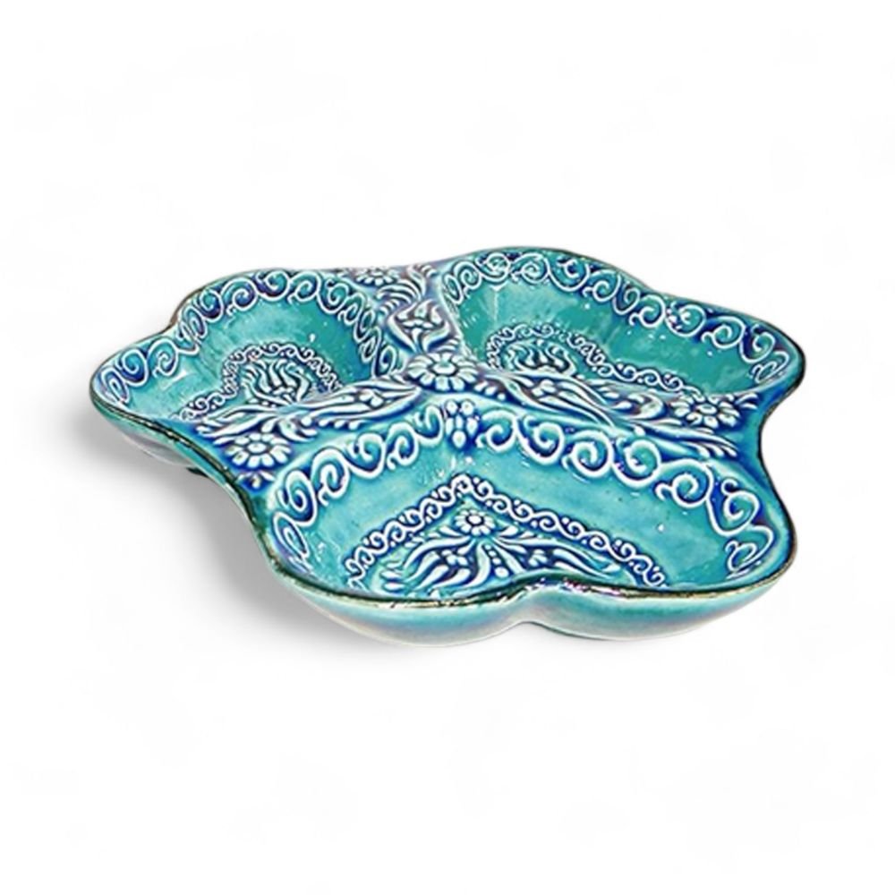 S0671532025 - 3 - in - 1 Snack and Dip Bowl for Divided Servings, Green, Heart Shaped - Coa Living