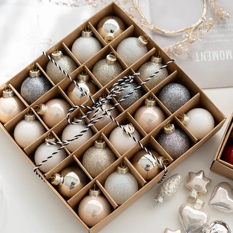 14:202422807#4cm 25pcs B;200325265:200503907 - Aubin Set of 25 Contemporary Christmas Tree Baubles in Pearl Tones - Coa Living