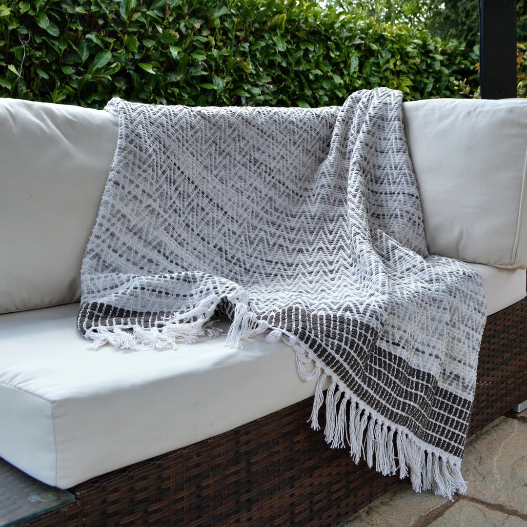 ARIZONATHROWSMALLDKGREY - Arizona Zig Zag Heavyweight Herringbone Throw - Coa Living