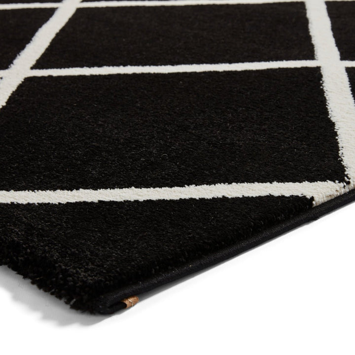 BRK35BLKWHT1217 - Brooklyn BRK35 Woven High Density Rug - Coa Living