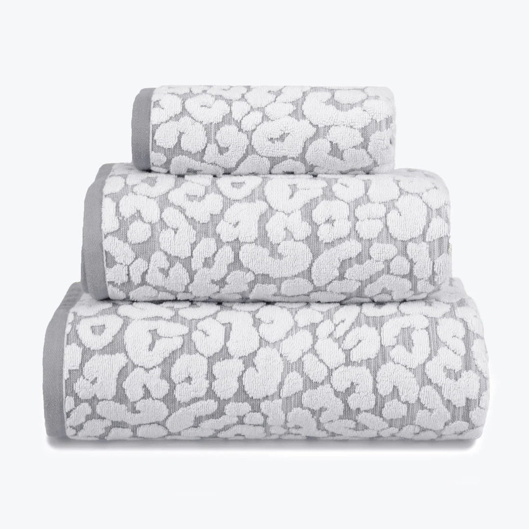 LEOPARDSHEETTWLMONOCHROME - Leopard Print Bath Towels - Coa Living