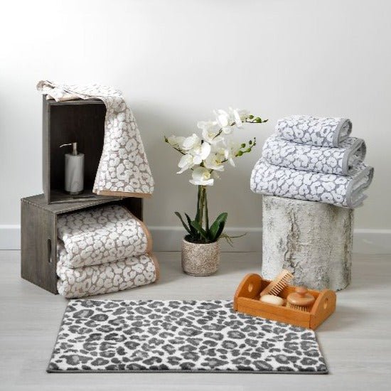 LEOPARDSHEETTWLMONOCHROME - Leopard Print Bath Towels - Coa Living