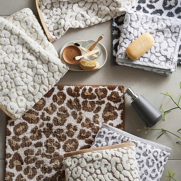 LEOPARDSHEETTWLMONOCHROME - Leopard Print Bath Towels - Coa Living