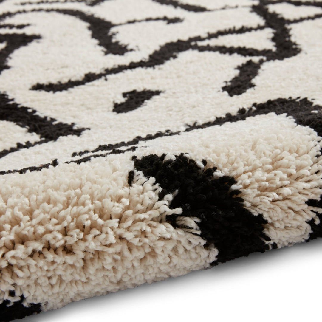 RNA637WHTBLK1217 - Royal Nomadic A637 Shaggy Rug - Coa Living