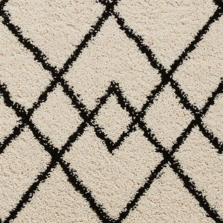 RNA638WHTBLK1217 - Royal Nomadic A638 Shaggy Rug - Coa Living